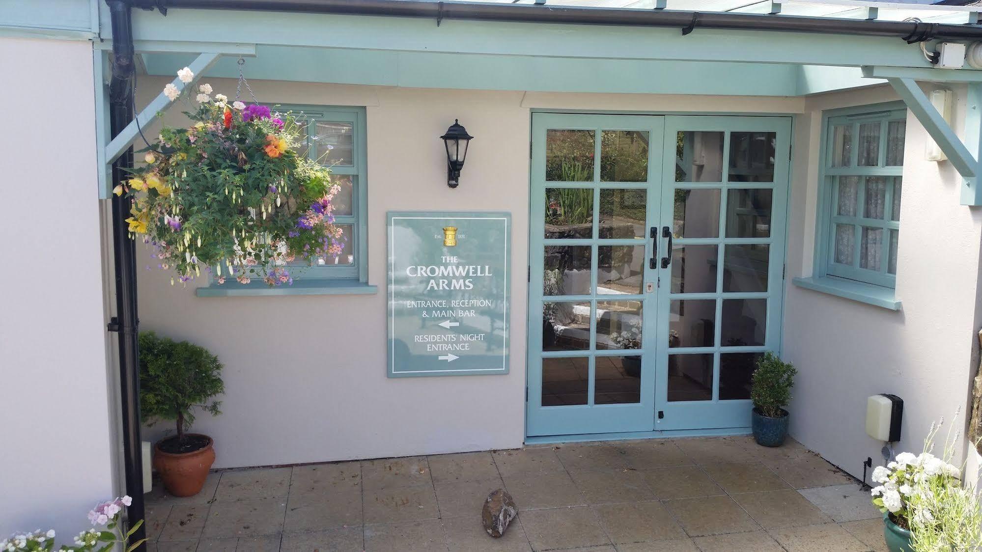 The Cromwell Arms Inn Bovey Tracey Ngoại thất bức ảnh