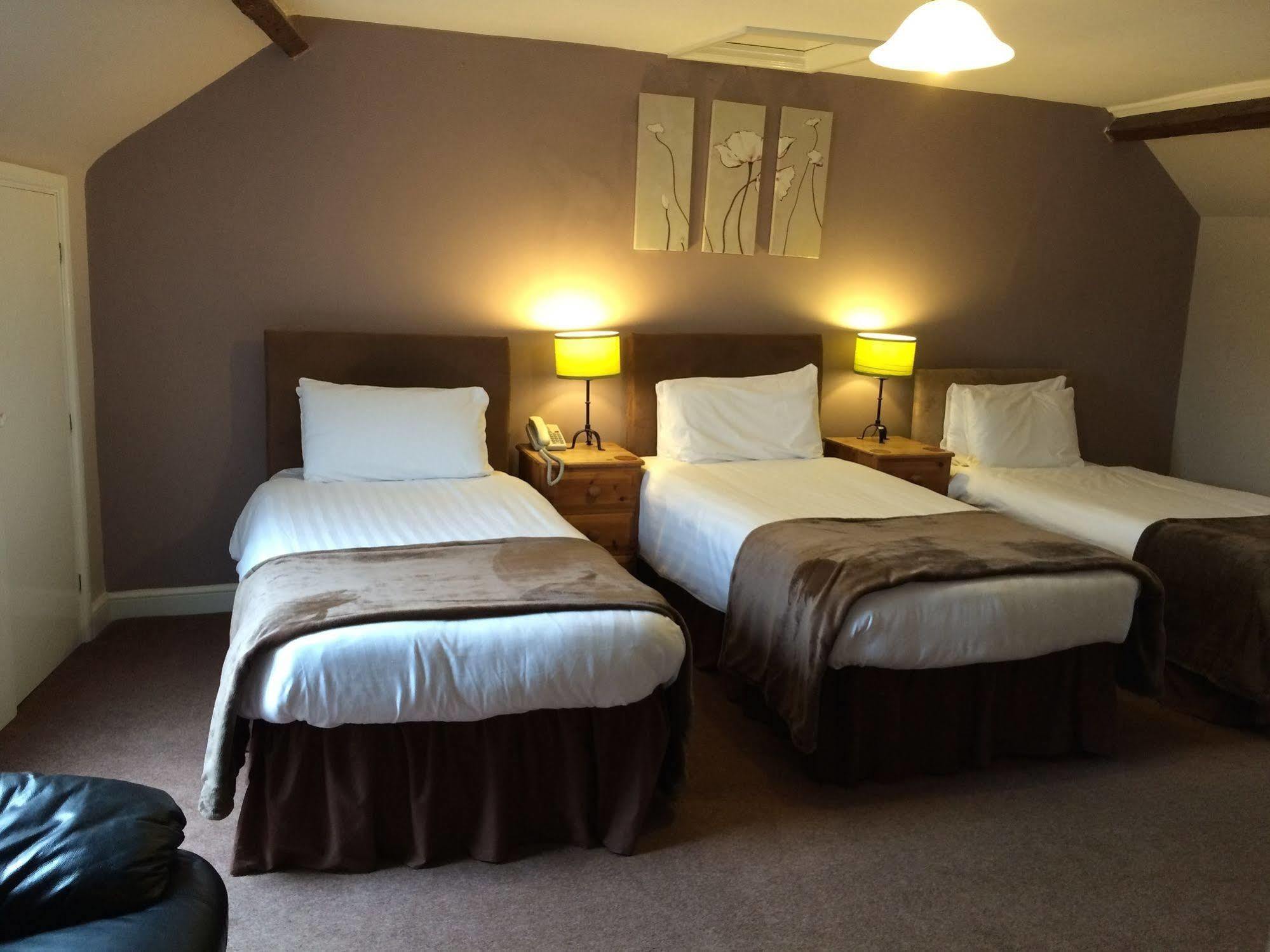 The Cromwell Arms Inn Bovey Tracey Ngoại thất bức ảnh