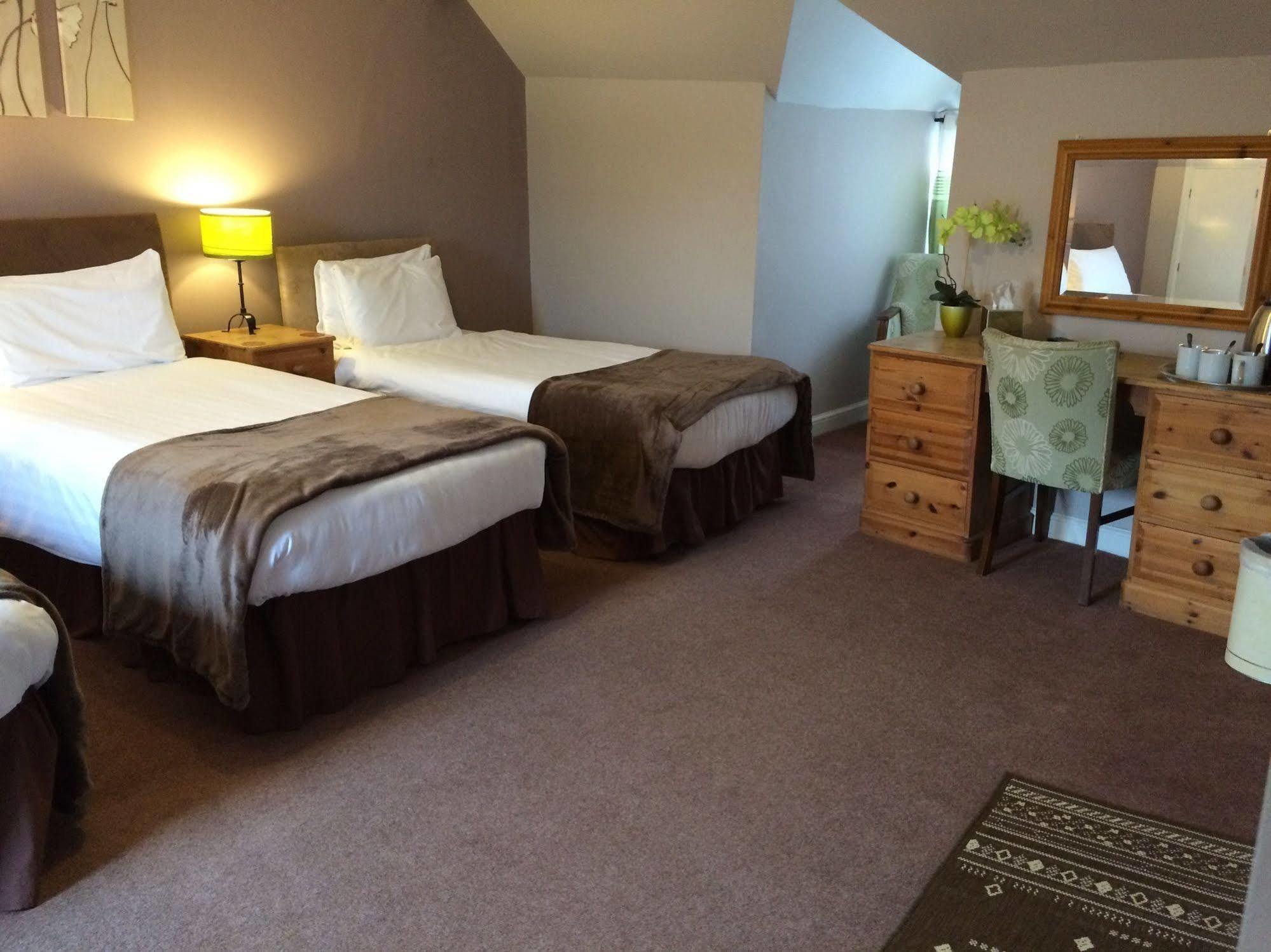 The Cromwell Arms Inn Bovey Tracey Ngoại thất bức ảnh