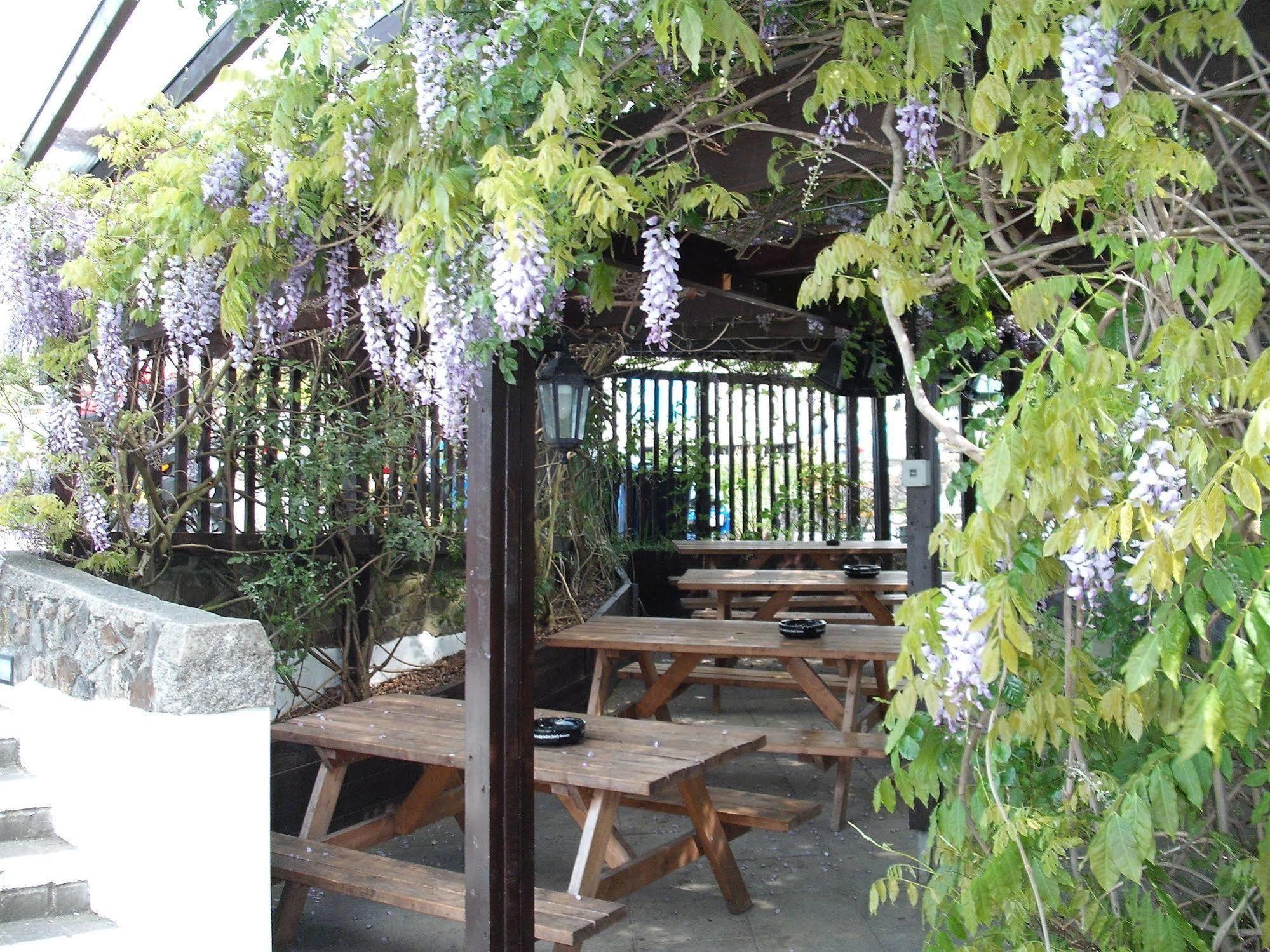 The Cromwell Arms Inn Bovey Tracey Ngoại thất bức ảnh